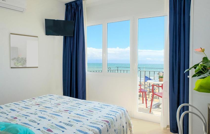 Hotel Manila Lido di Jesolo Bilik gambar