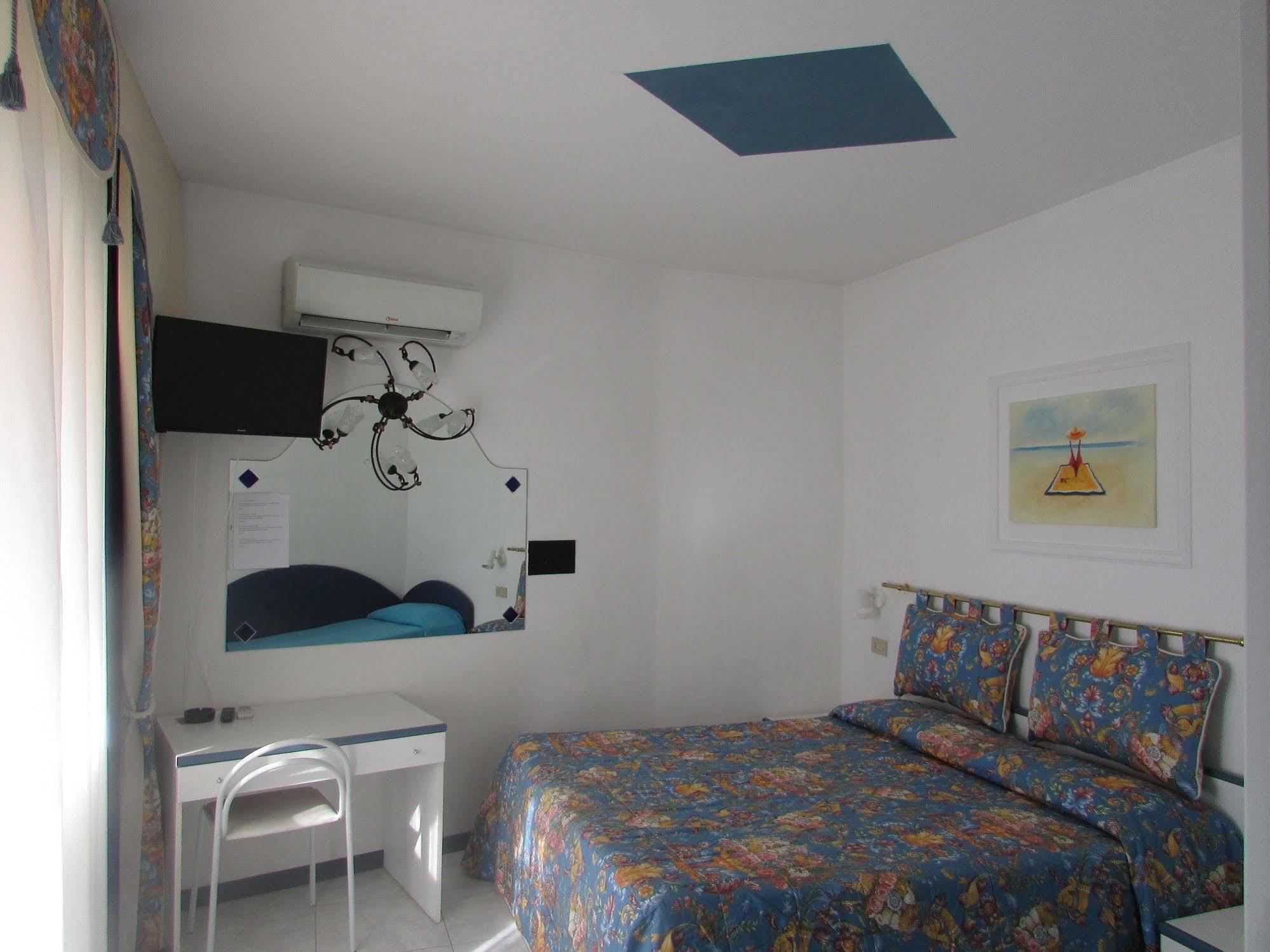 Hotel Manila Lido di Jesolo Luaran gambar